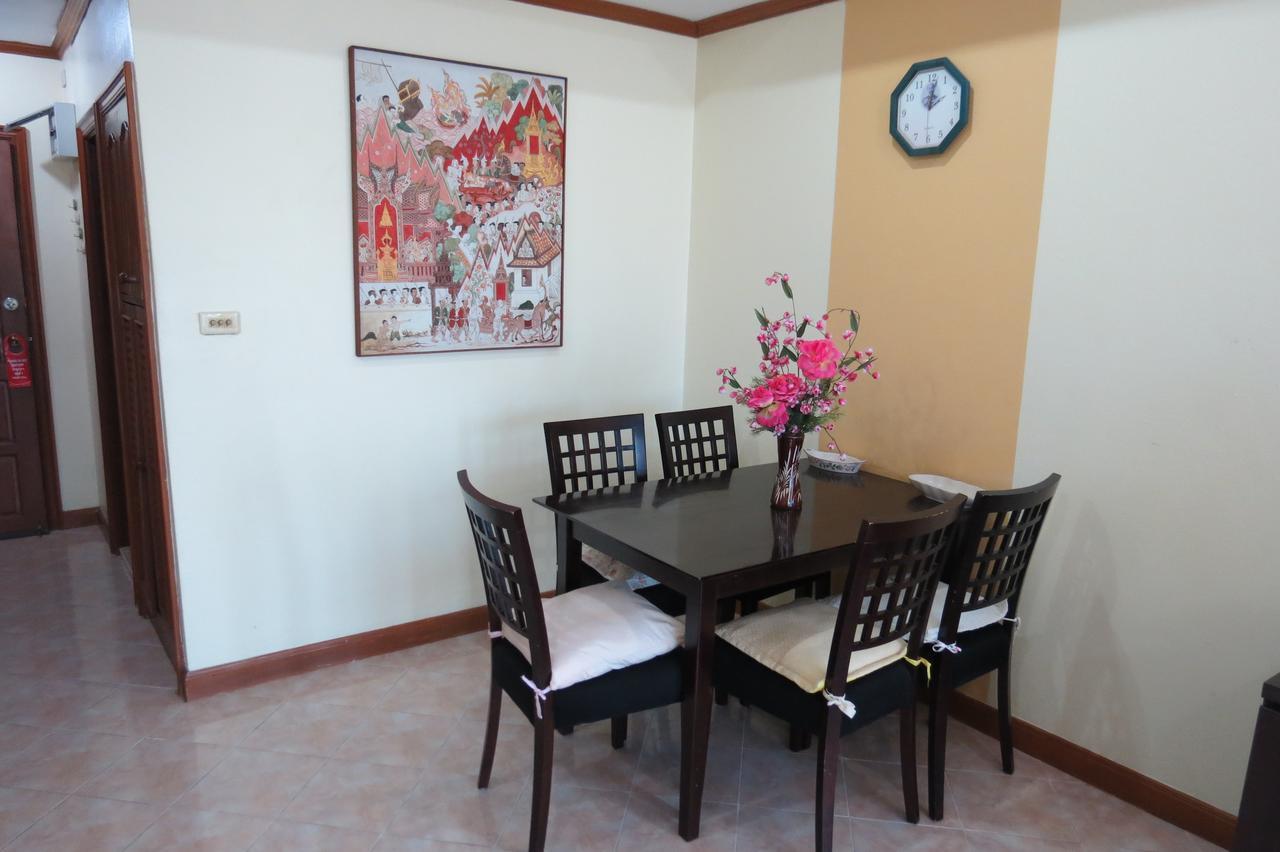 View Talay 2 Suite Apartments Jomtien Beach Exteriör bild